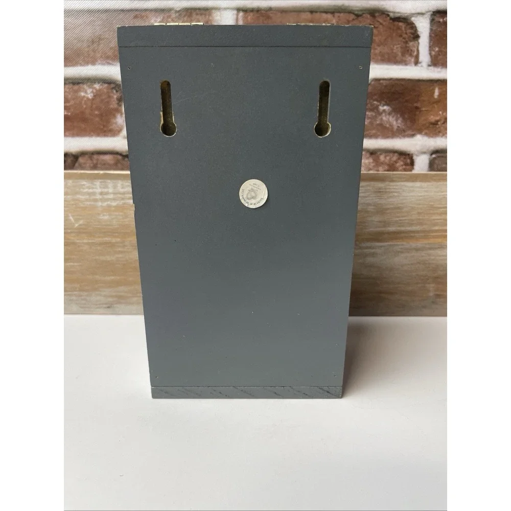 RUSTIC ~ SOAP  HOLDER / DISPLAY, Dispenser, Farmhouse, Country, Bathroom Decor